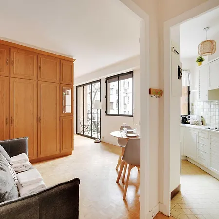 Apartment Haven Of Peace With Balcony Near Etoile Porte Maillot