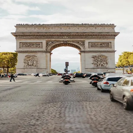 Haven Of Peace With Balcony Near Etoile Porte Maillot * Paris